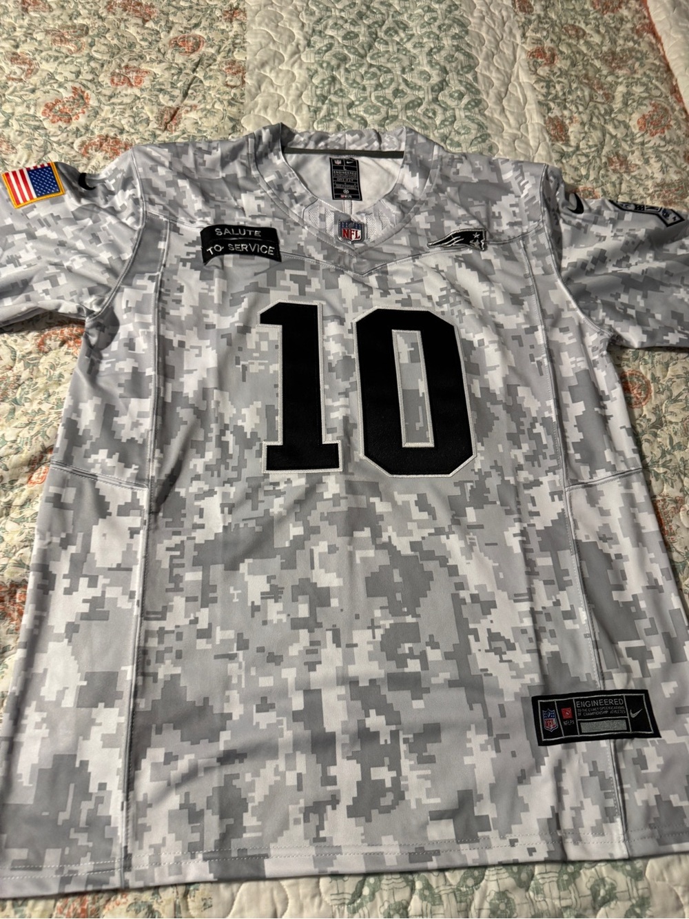 Drake Maye New England Patriots Arctic Camo Stitched Jersey Size Large